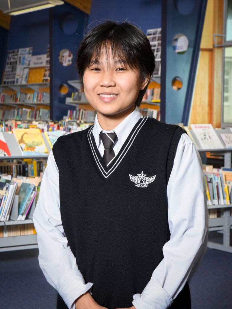 International Student Binh from Vietnam - a short article about her experiences of studying at Hutt Valley High School and living in Lower Hutt, Wellington in New Zealand. 